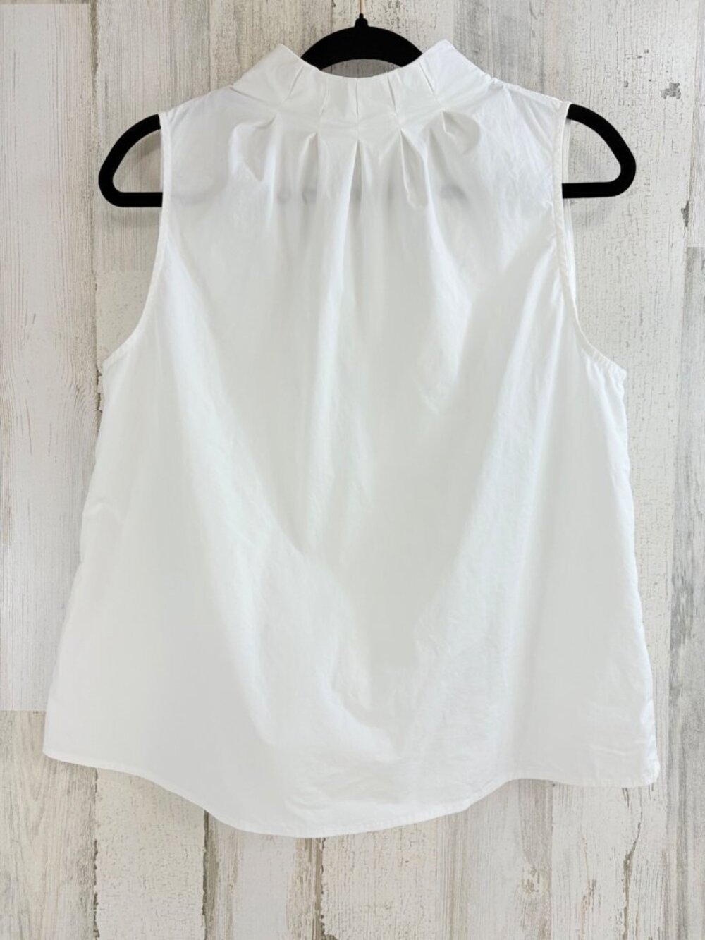 Ann Mashburn White Shirt M Paperweight Stretch Poplin Pleated Neck